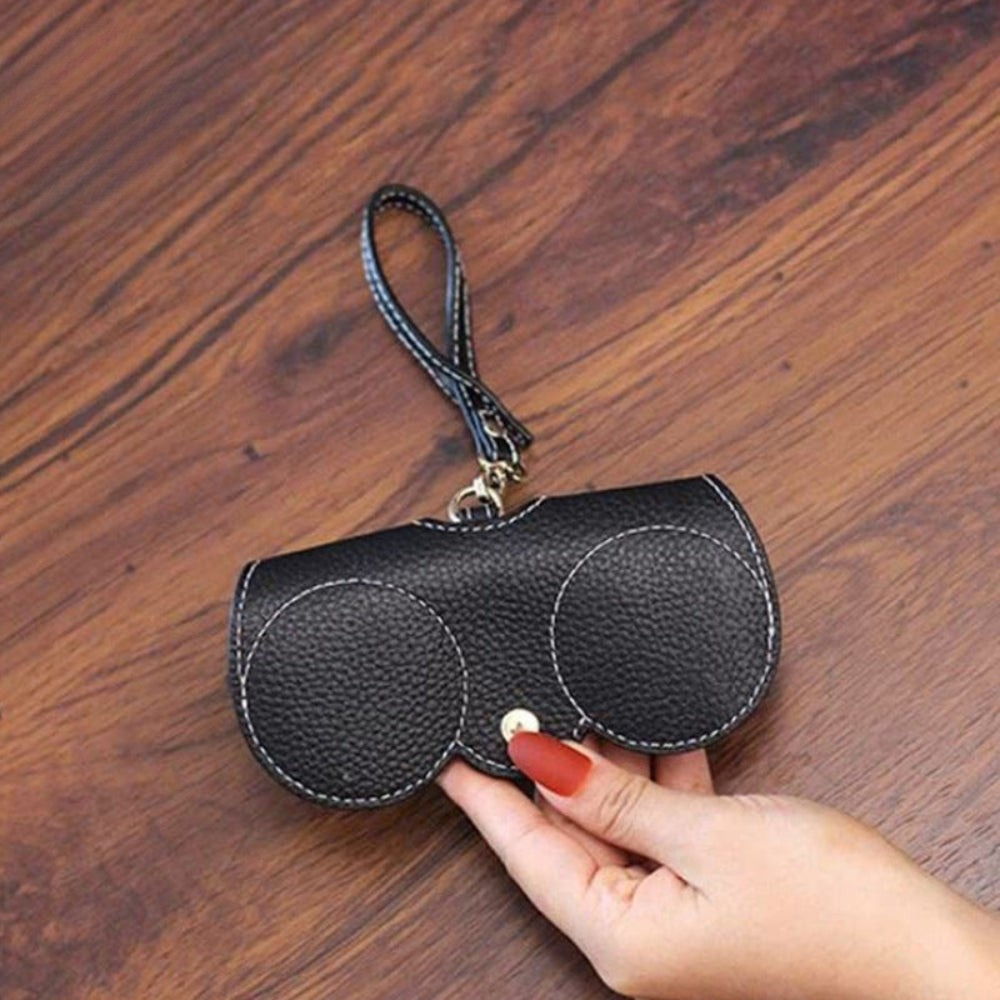 🕶️ VisionGuard™ – Mere end et etui – det er beskyttelse med klasse. 1+1 GRATIS