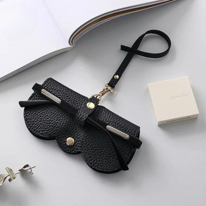 🕶️ VisionGuard™ – Mere end et etui – det er beskyttelse med klasse. 1+1 GRATIS