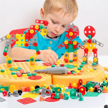 🧩 BuildBuddy™ – Styrk dit barns fantasi og selvtillid gennem leg